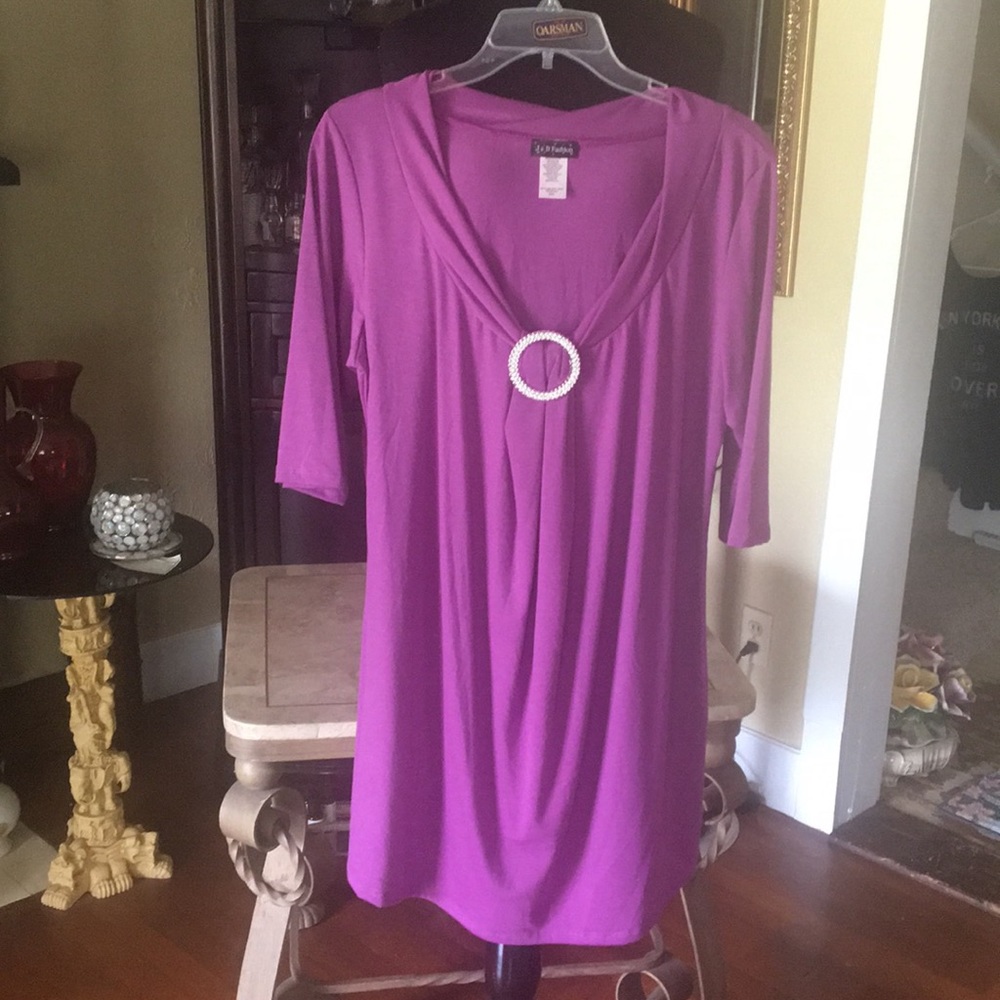 Women’s plus size shirt